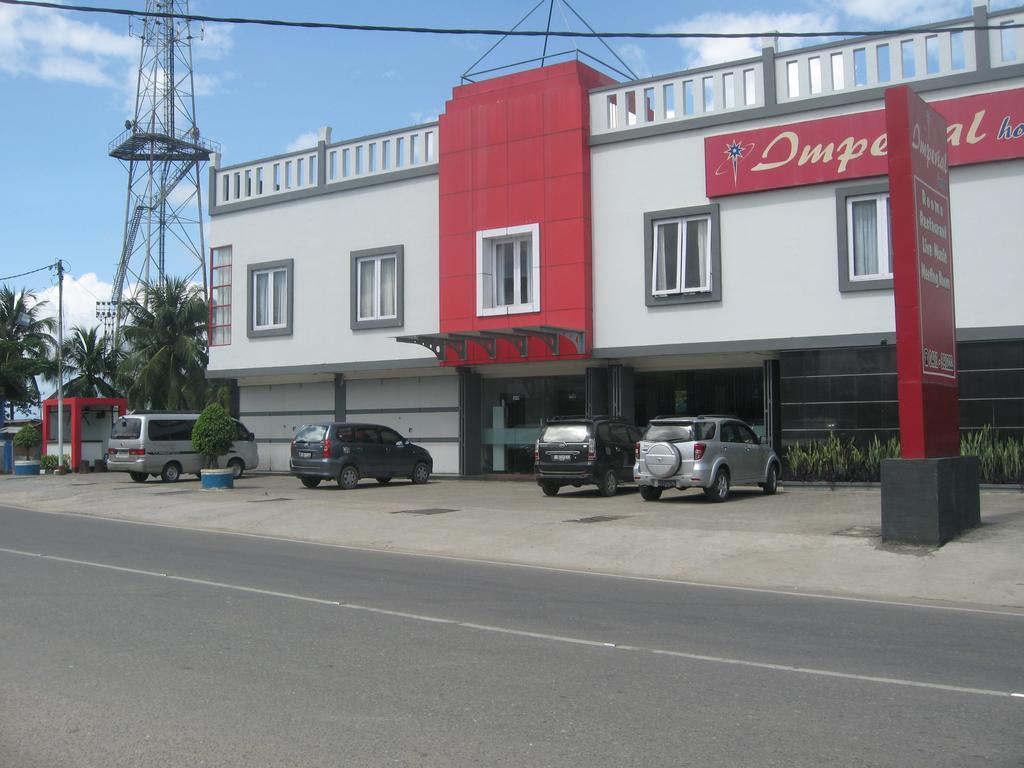 Imperial Hotel Kendari Экстерьер фото